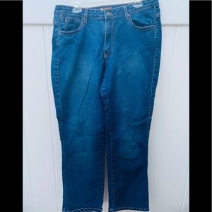 aura jeans size chart